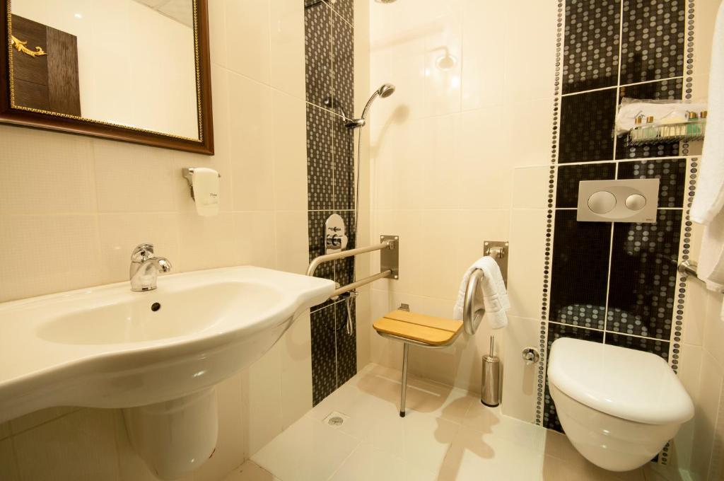 Kaya Premium Hotel Άδανα Εξωτερικό φωτογραφία